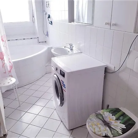 아파트 Geratal Ii